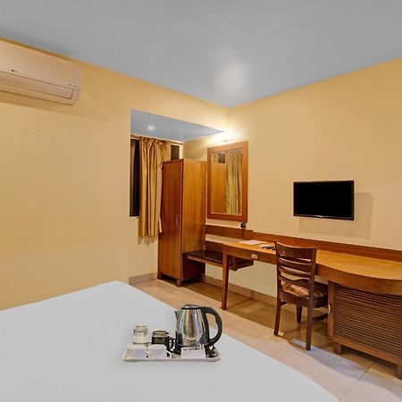 Townhouse The Grand Plaza Hotel ไฮเดอราบัด ภายนอก รูปภาพ
