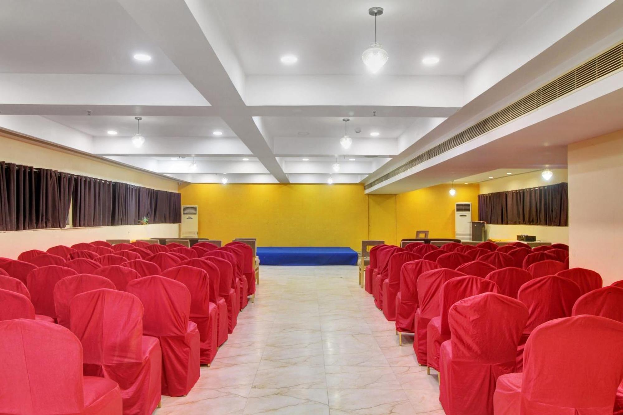 Townhouse The Grand Plaza Hotel ไฮเดอราบัด ภายนอก รูปภาพ