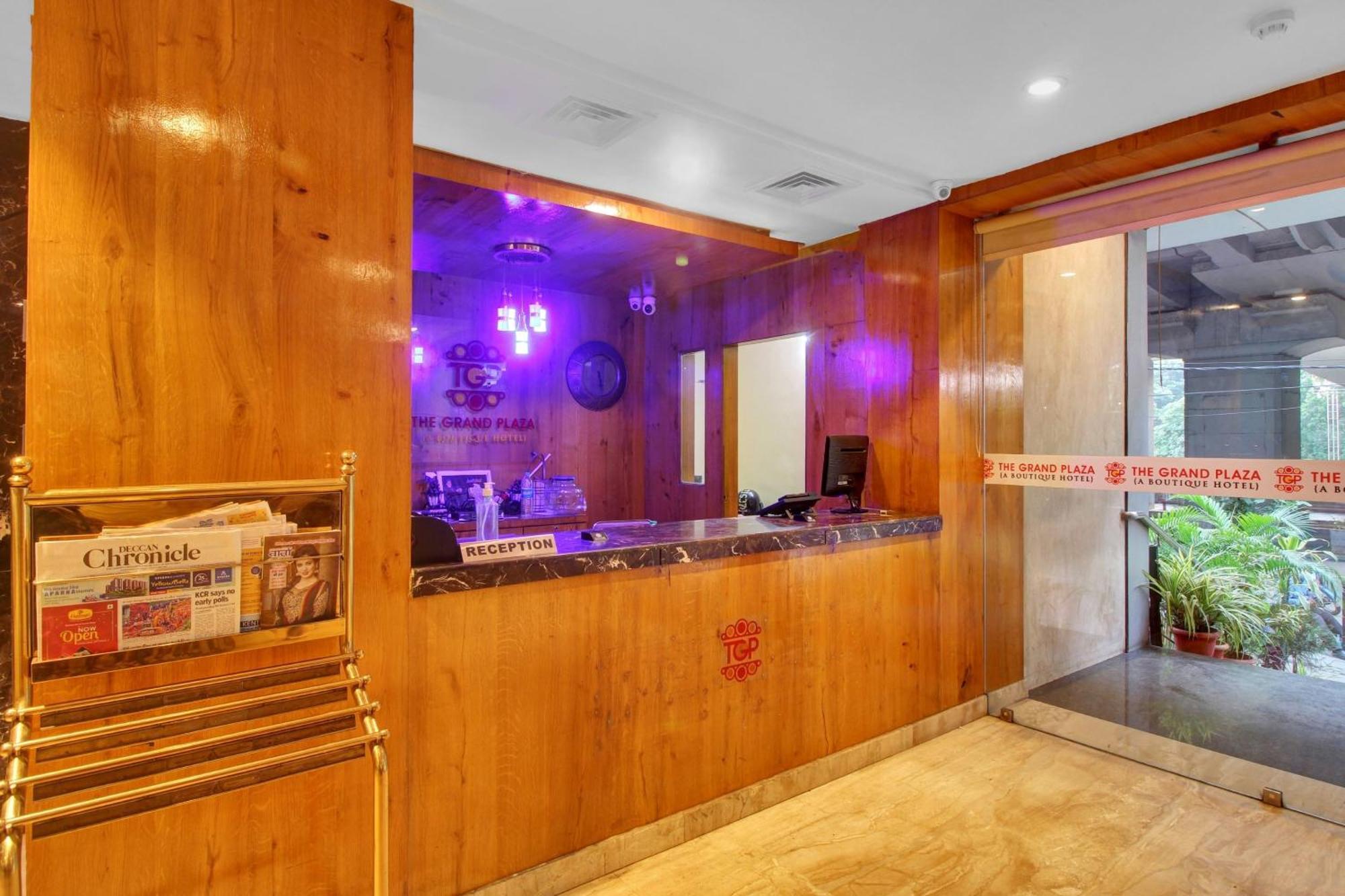 Townhouse The Grand Plaza Hotel ไฮเดอราบัด ภายนอก รูปภาพ